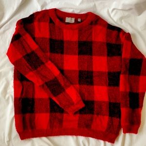Buffalo plaid sweater, sz L
